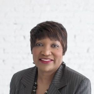 Meet your Posher, Loretta